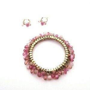 Gold bracelet & earring set